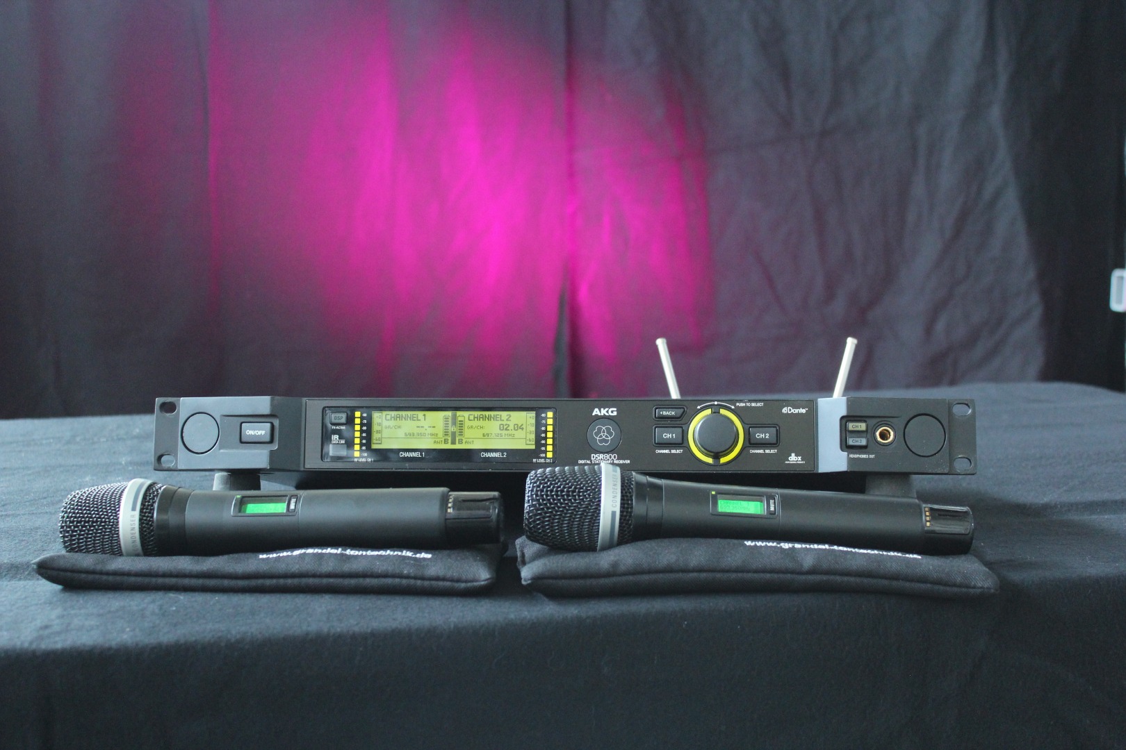 AKG DSR 800 | 1600 EUR - Gebrauchte-Veranstaltungstechnik.de - Der ...